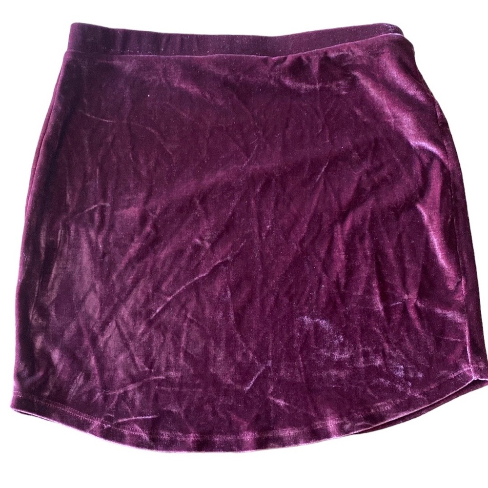 Forever 21 Maroon Velvet Mini Skirt